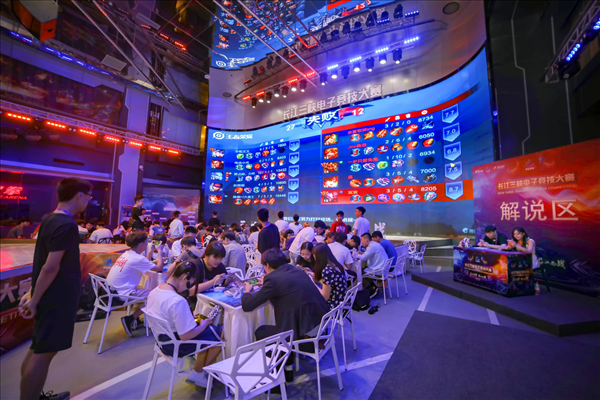 短期靠话题 短期靠话题